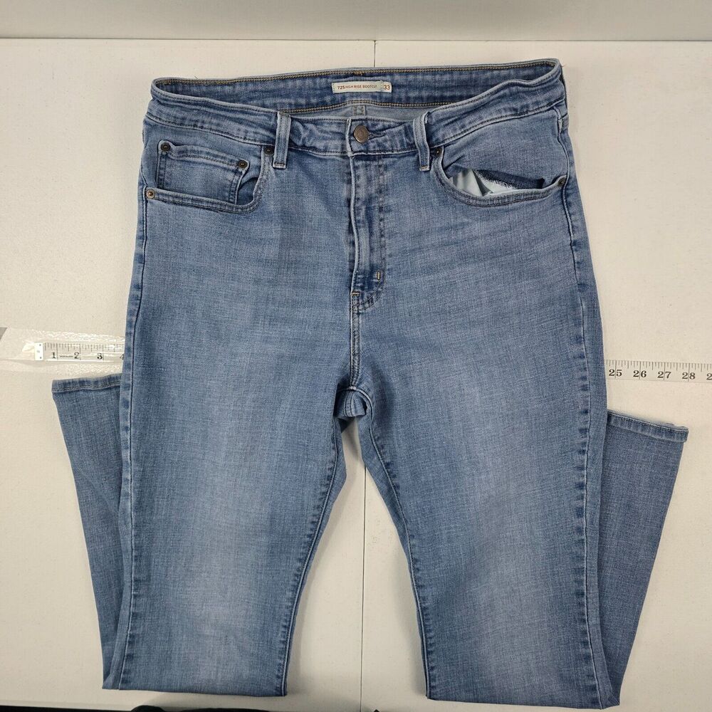 Levi's 725‎ high rise bootcut jeans blue denim 33 light wash womens 4640